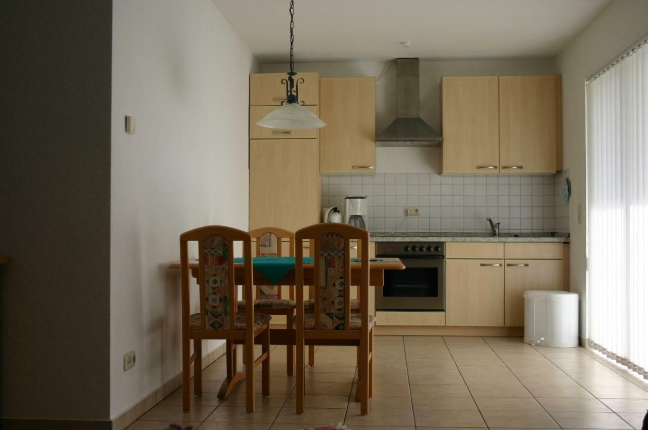 Haus Galerie Eg Apartment Karlshagen Ngoại thất bức ảnh